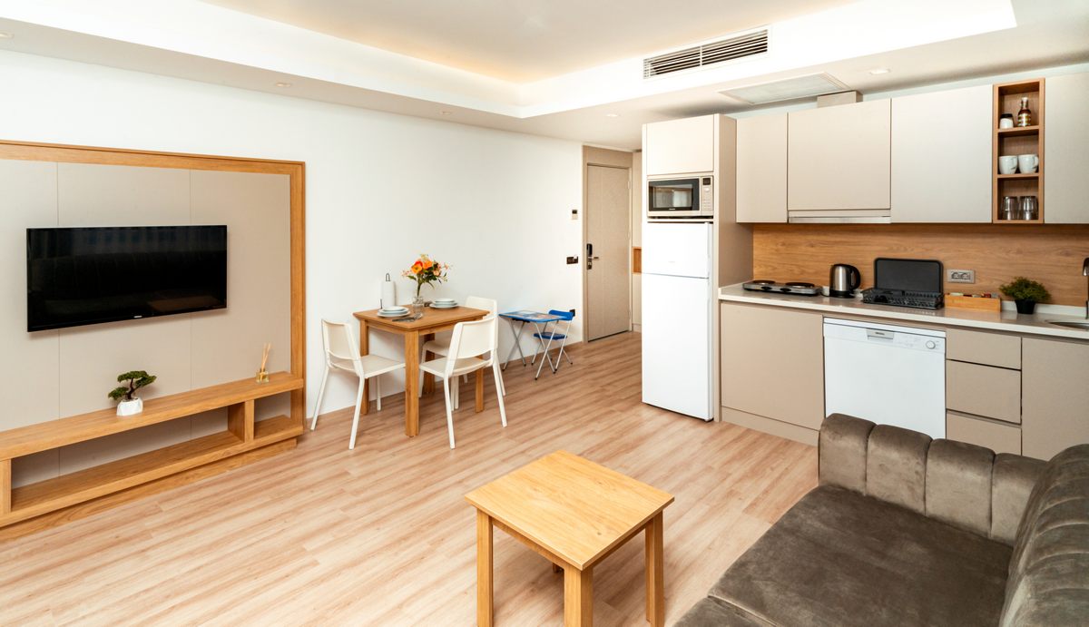 Superior Suite Salon